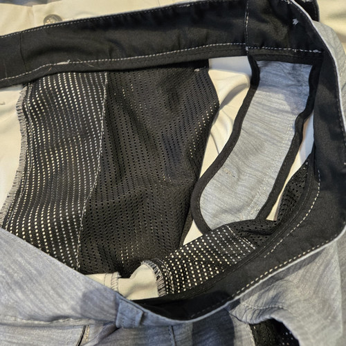 Quicksilver Amphibian Shorts Mens Sz 36. 10 Inseam. 21 Inch Length. Gray - Picture 7 of 8