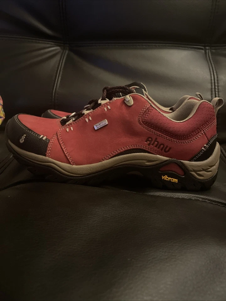 Zapatillas para mujer AHNU Trail talla 6 rojo ladrillo nuevas sin caja Foto 2 de 4