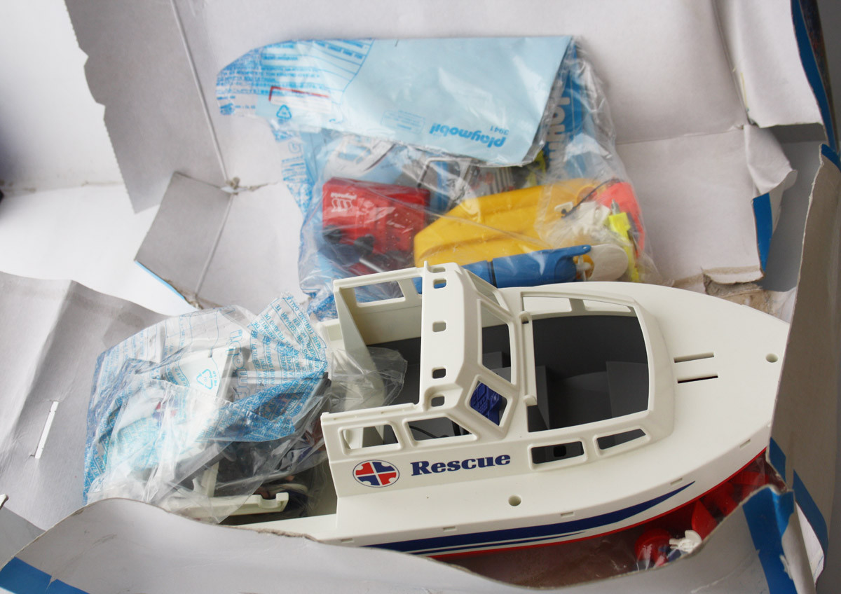 Buy VERY RARE 2000 PLAYMOBIL 3941 COASTAL RESCUE BOAT NEW SEALED