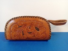 Vintage Hand Tooled Genuine Leather Floral Embossed Clutch Wristlet Bag Mexico
