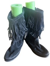 Minnetonka Black Suede Boho Fringe Moccasin Boots Mid Calf Size 6