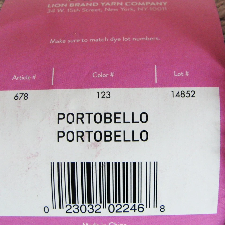 Madeja León Toque de Cachemira Portabello Med Peso 219 Yardas 90% Acrílico 10% Cachemira Foto 3 de 4