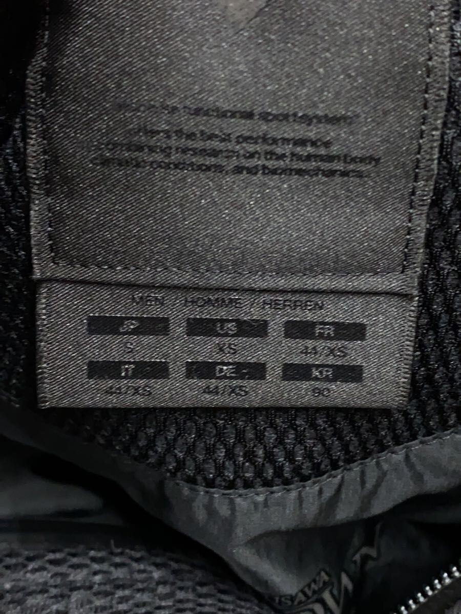 DESCENTE Down Jacket in Black Polyester, Model Do… - image 4