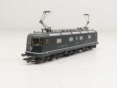 Roco 69730 HO SBB Re6/6 #11621 Taverns AC Locomotive LN 