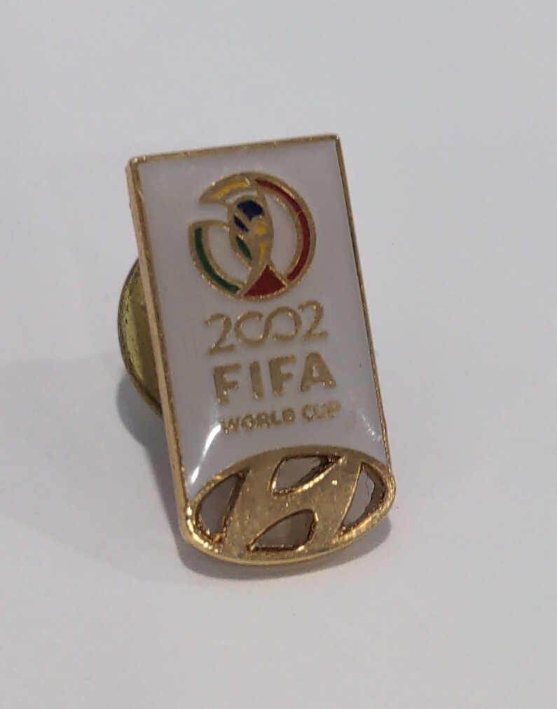 新品　 2002 FIFA WORLD CUP シリアルナンバー入　ピンバッチ 2002 FIFAワールドカップ 記念品 ピンバッジセット シリアルナンバー入り