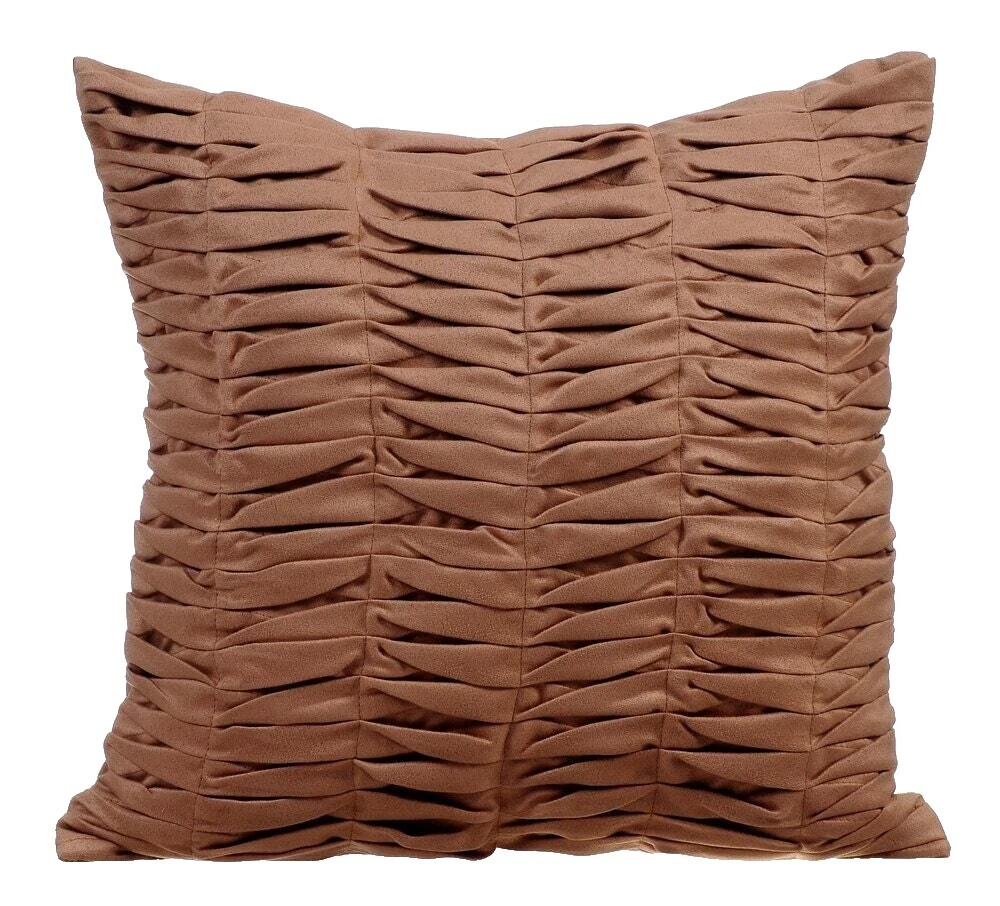 Коричневые подушки для украшения дома замша