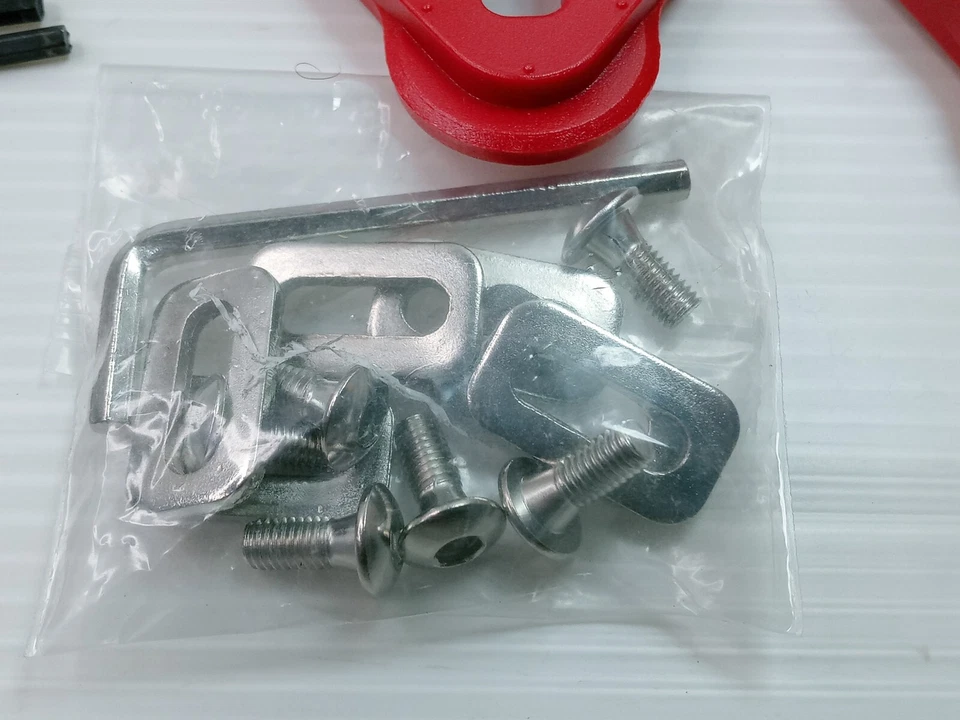 VENZO 3 in 1 Look Delta Toe Cage Bicycle Pedals / Open Box New Condition  - Image 4 of 4