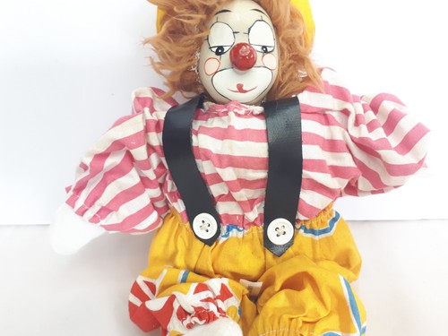 Vintage Clown 9 Zoll Stoffpuppe handbemalt Holzgesicht gestreifte Kleidung 1980er/90er GC - Bild 3 von 10