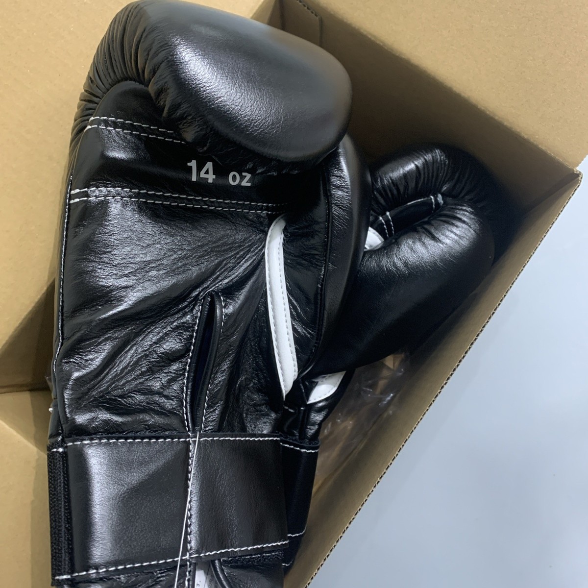 Winning ボクシンググローブ 14 oz J2 黒 Winning ボクシンググローブ 14oz ブラック - メルカリ