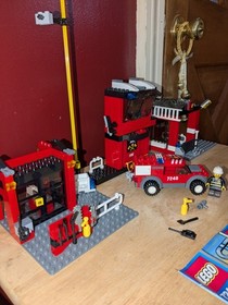 LEGO CITY: Fire Station (7240),  (7241), (7239),(7942) retired 2005 