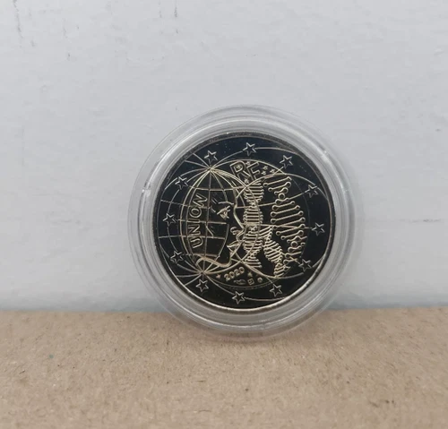 2 Euro Commemorative France 2020 Medical Research BU in Capsule