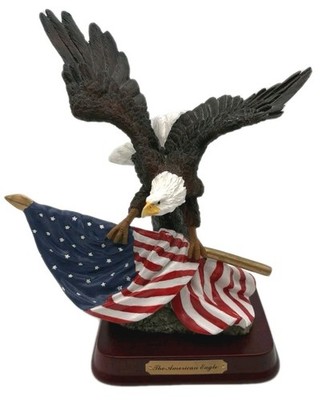 The American Bald Eagle U.S. Flag Sculpture Wooden Base 9  Herco Gift Patriotic