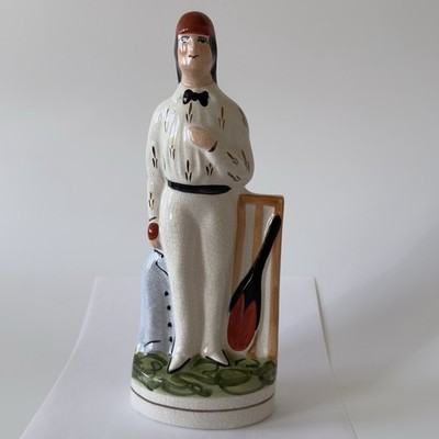 Antike Staffordshire Flat Back Cricketspieler Figur 25,5 cm