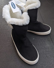 Old Navy Girls Faux Fur Suede Sneaker Boots size 2