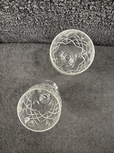 2 bicchieri da vino bianco in cristallo di Boemia - Crystalex - 7" - Foto 2 di 9