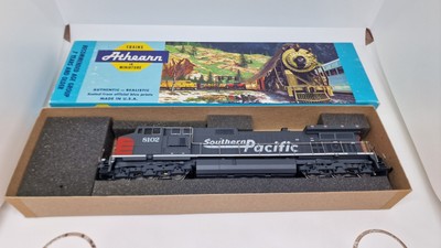 athearn h0 C44-9w Souther Pacific Nr. 8102 gebraucht wie abgebildet 