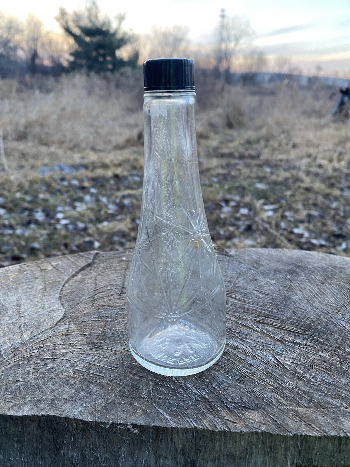 Vintage La Choy Bottle With Cap. Art Deco Style 5” Tall