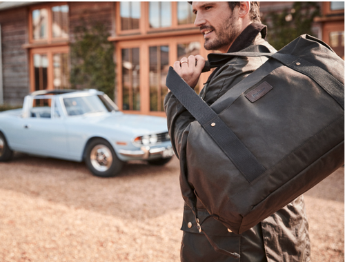 BARBOUR ESSENTIAL WAX HOLDALL in Navy 