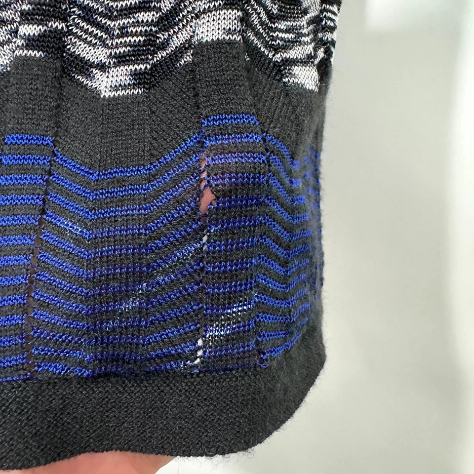 Vestido tejido a rayas Chevron azul negro Laundry By Shelli Segal para mujer talla XS Foto 4 de 4