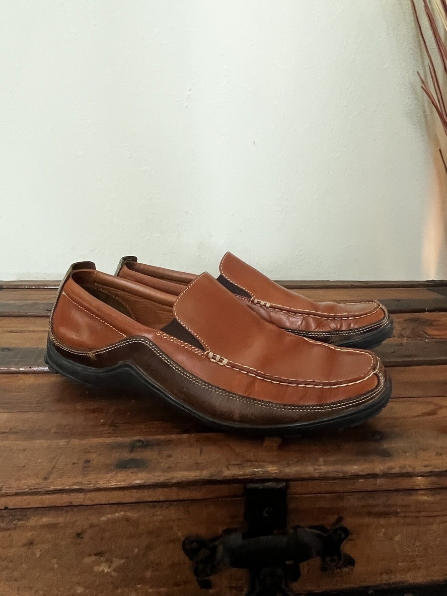 Cole Haan Men display picture 2