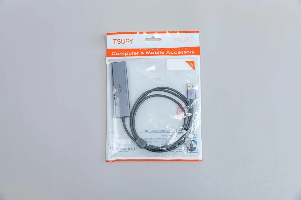High-Speed 10Gbps USB 3.2 Hub with 4-Port Splitter and 4Ft Cable