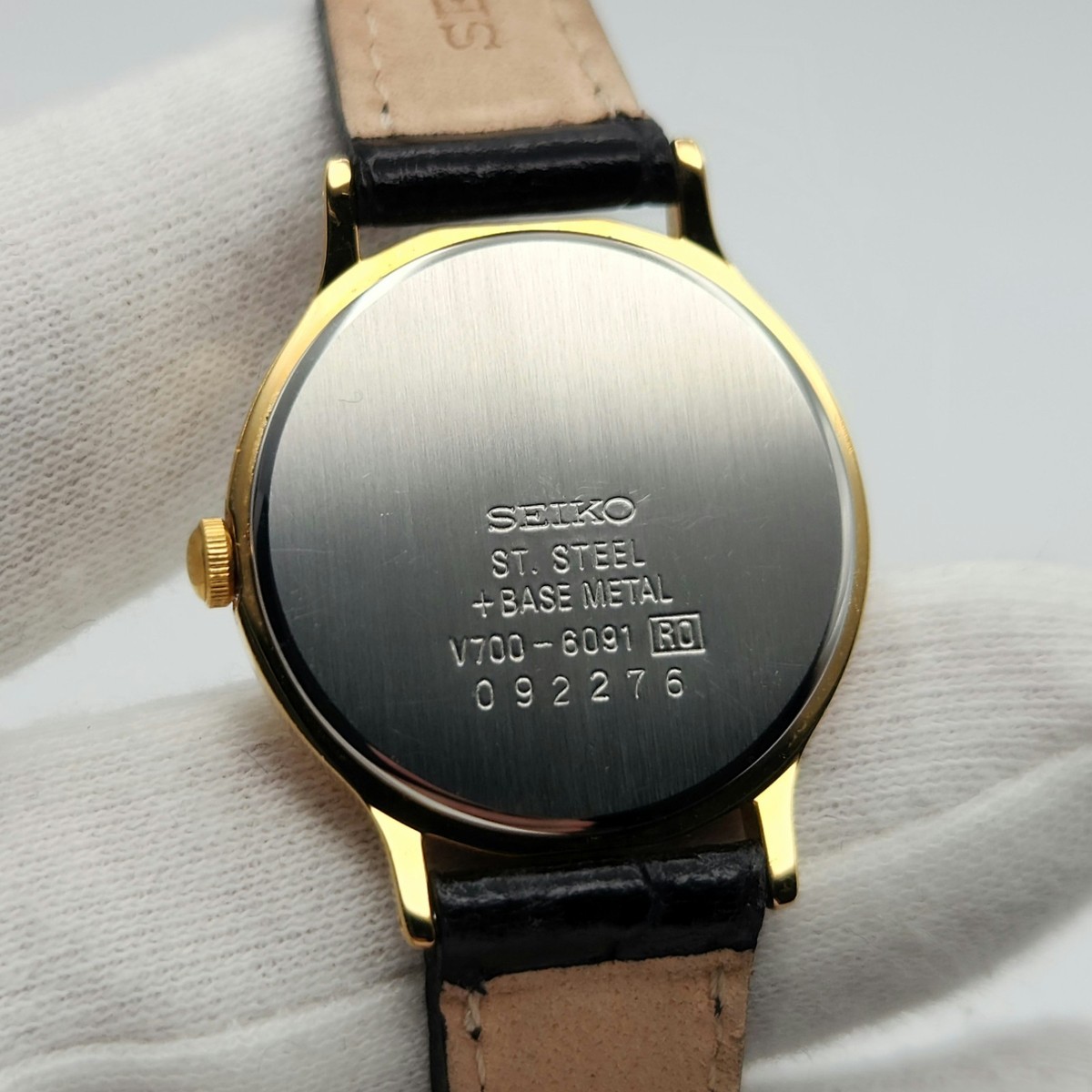 Seiko Ladies Vintage 25mm Gold Tone w/ Roman Numerals Quartz Watch