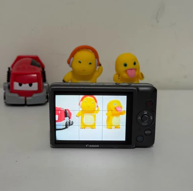 Shiny Gray Canon IXUS 115 High - Def Image Unleash Your Creative Photo Shoots - Image 3 of 4