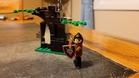 LEGO Castle: Ghostly Hideout (1596) 100% complete with instructions