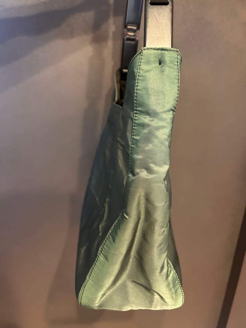 PRADA Triangular Logo Nylon Shoulder Bag Green Y2… - image 5