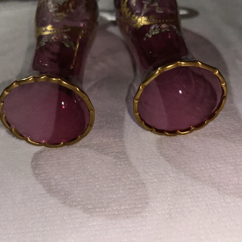 ❤️ 2-VINTAGE VENETIAN ITALY GLASS HAND PAINTED 8.75" RUBY RED VASE SET🇮🇹🌺 - Image 3 of 4