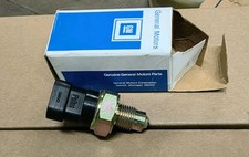 NOS GM Transfer Case Switch 15693423 - USA Made