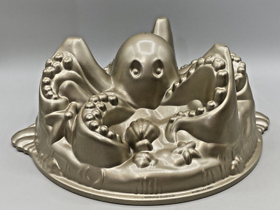 Nordic Ware Octopus Cake Pan 10 Cup Baking Mold Cast Aluminum NWOT