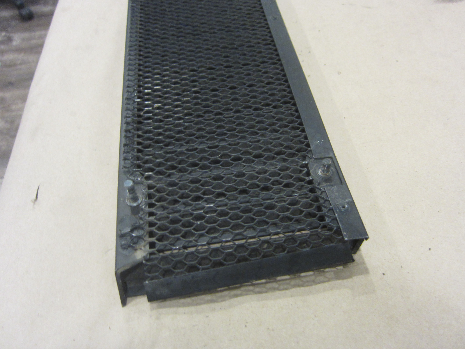 Ferrari Testarossa. RH Side Engine Cover Top Grille Part# 61500000