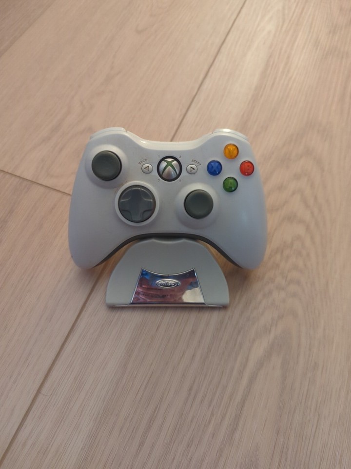 Xbox 360 Kinect & Games w/ 20 Games (4GB, Black, Used) | eBay