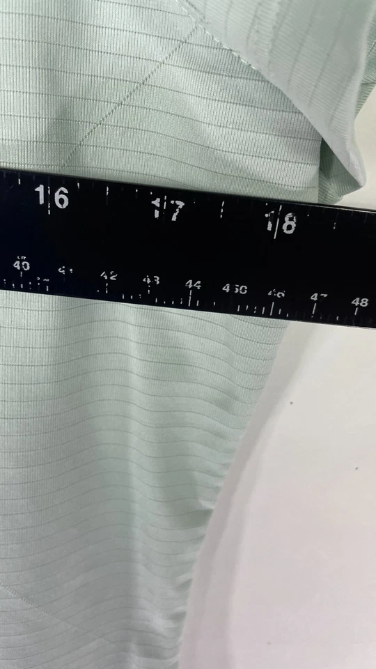 Lady Hagen Womens Top Shirt Short Sleeve Full Zip Green Size Medium - Image 3 of 4