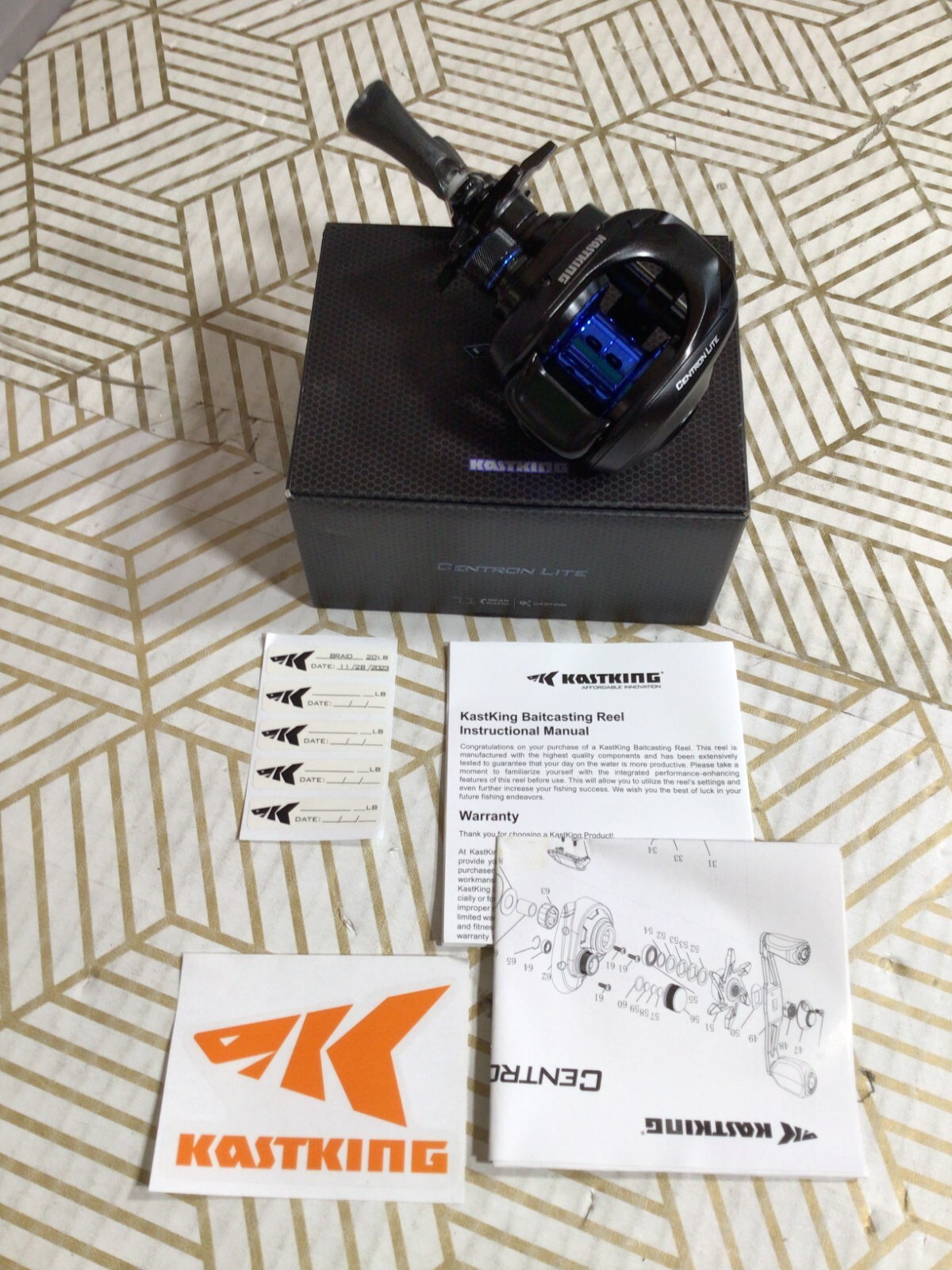 KastKing Centron Lite Baitcasting Reel 7.11 HighSpeed Gear Ratio Left