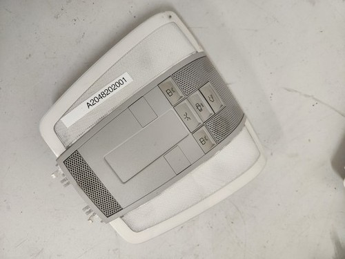 Mercedes C-Klasse W204 S204 Innenraumleuchte Leseleuchte A2048202001