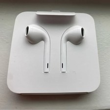 Genuine Apple Headphone Ear Buds Pods Corded Lightning iPhone iPad iPod New