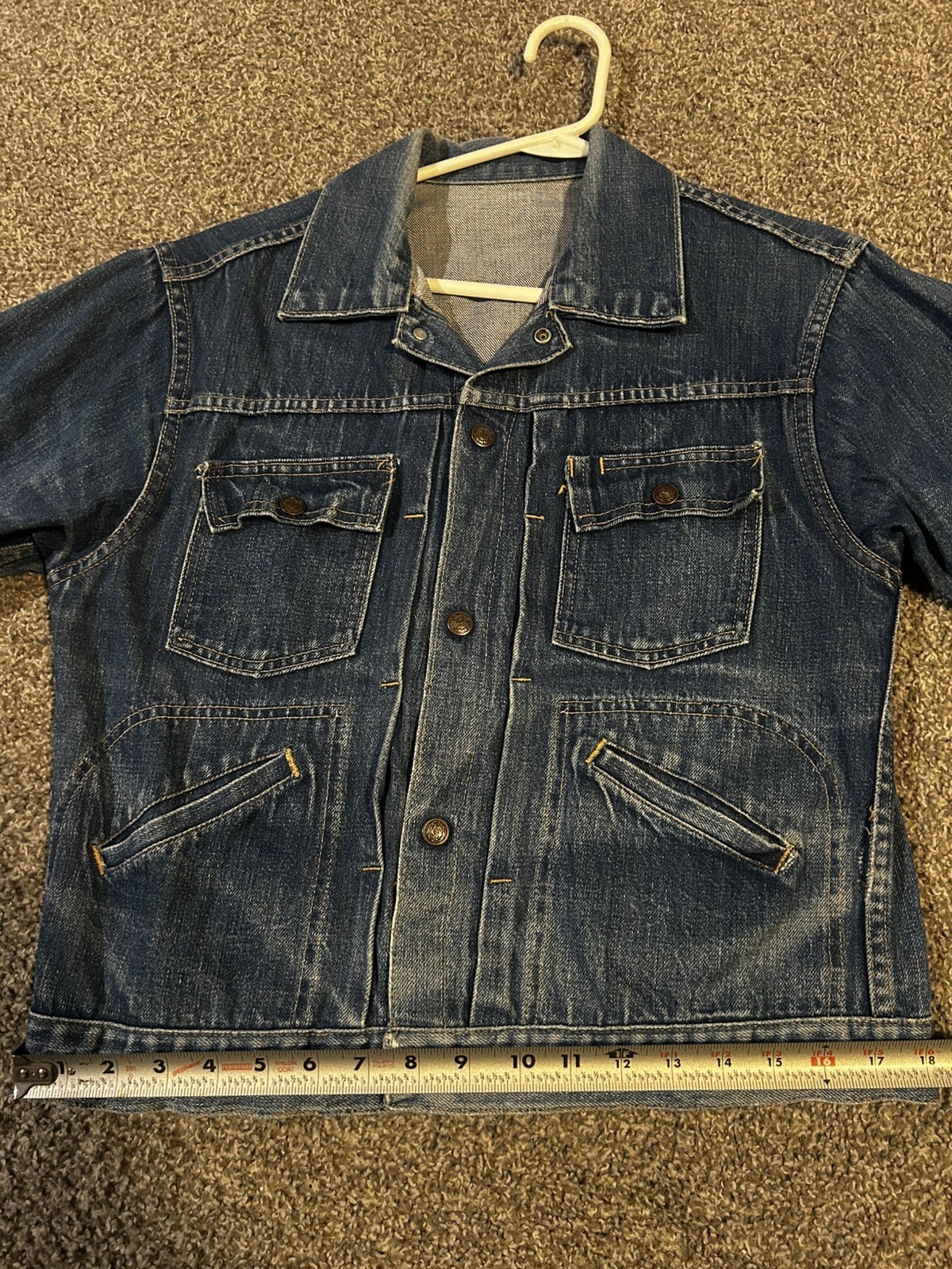 Vintage Denim Jacket. Unsure On Brand And Size! Shows Wear Elbow Down. See Pics