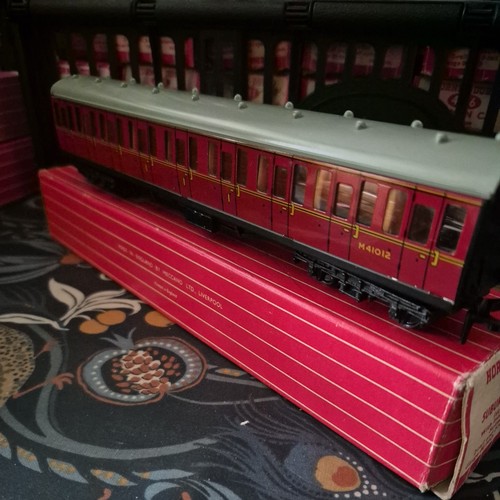 Hornby Dublo 4083 1st/2nd Suburban Coach, M41012, No Box, GC, OO, 2/3 Rail | Zustand: Used