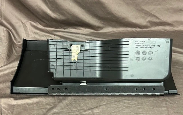 OEM, GLOVEBOX, GM, BLACK, 2007-2014 CHEVY TAHOE, SILVERADO, SUBURBAN - Изображение 2 из 4