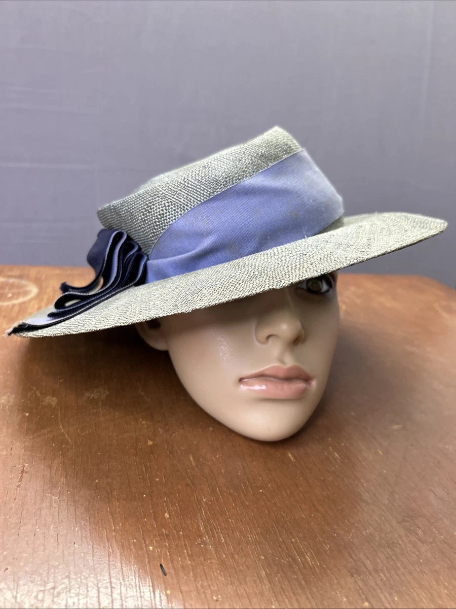 CLASSY 1950s\' NAVY STRAW HAT + IVORY GROSGRAIN & FEATHER TRIM Schiaparelli 1960s Navy & Cream Straw Wide Brim Sun Hat  main image 4