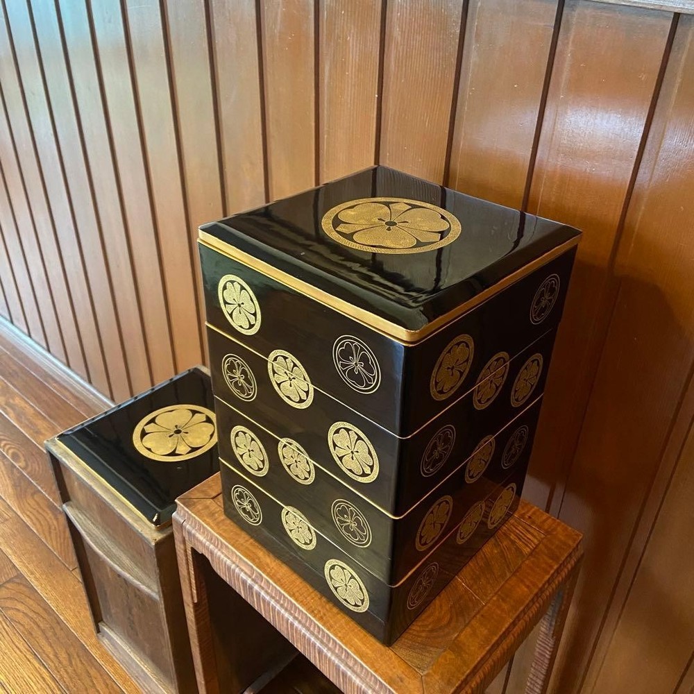 Jubako Bento Box Japanese Wajima lacquer fourtiered box eightsun with fixed cres