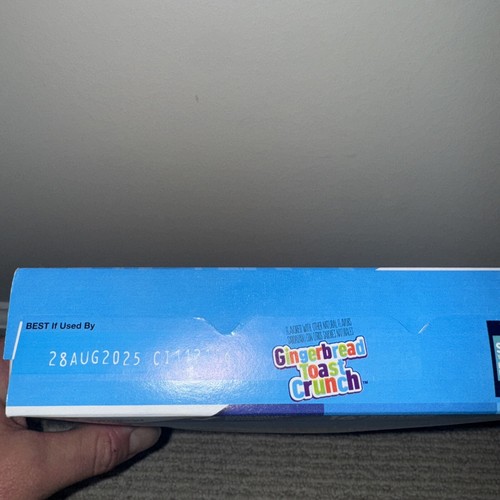 GINGERBREAD Toast Crunch 12 Oz Wheat Cinnamon Cereal LIMITED Edition - Picture 6 of 8