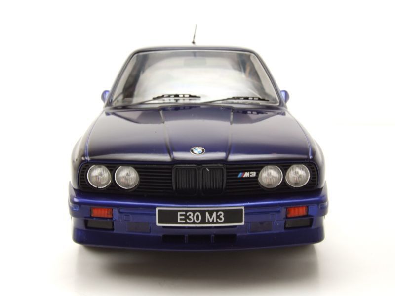 1/18  1989年式BMW M3モデルカー 1/18 1989年式BMW M3モデルカー