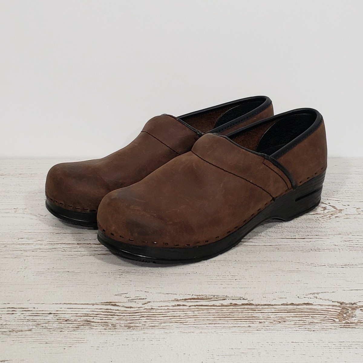 Bjorndal Ally Brown Leather Clog Professional Nursing Shoe Women's
