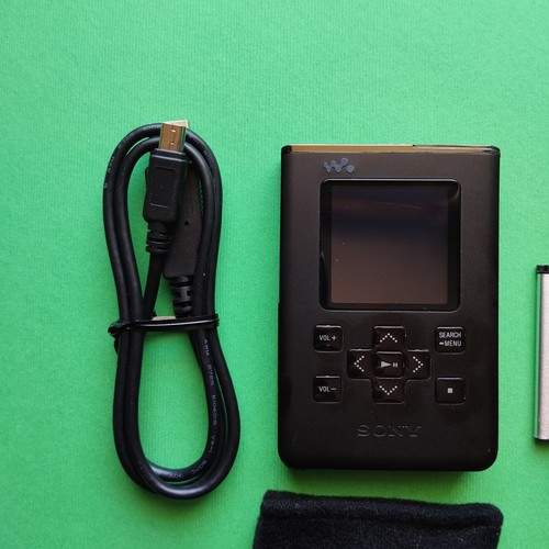 Sony Network Walkman Mp3 NW-HD5 HDD 20GB Used - Picture 2 of 14