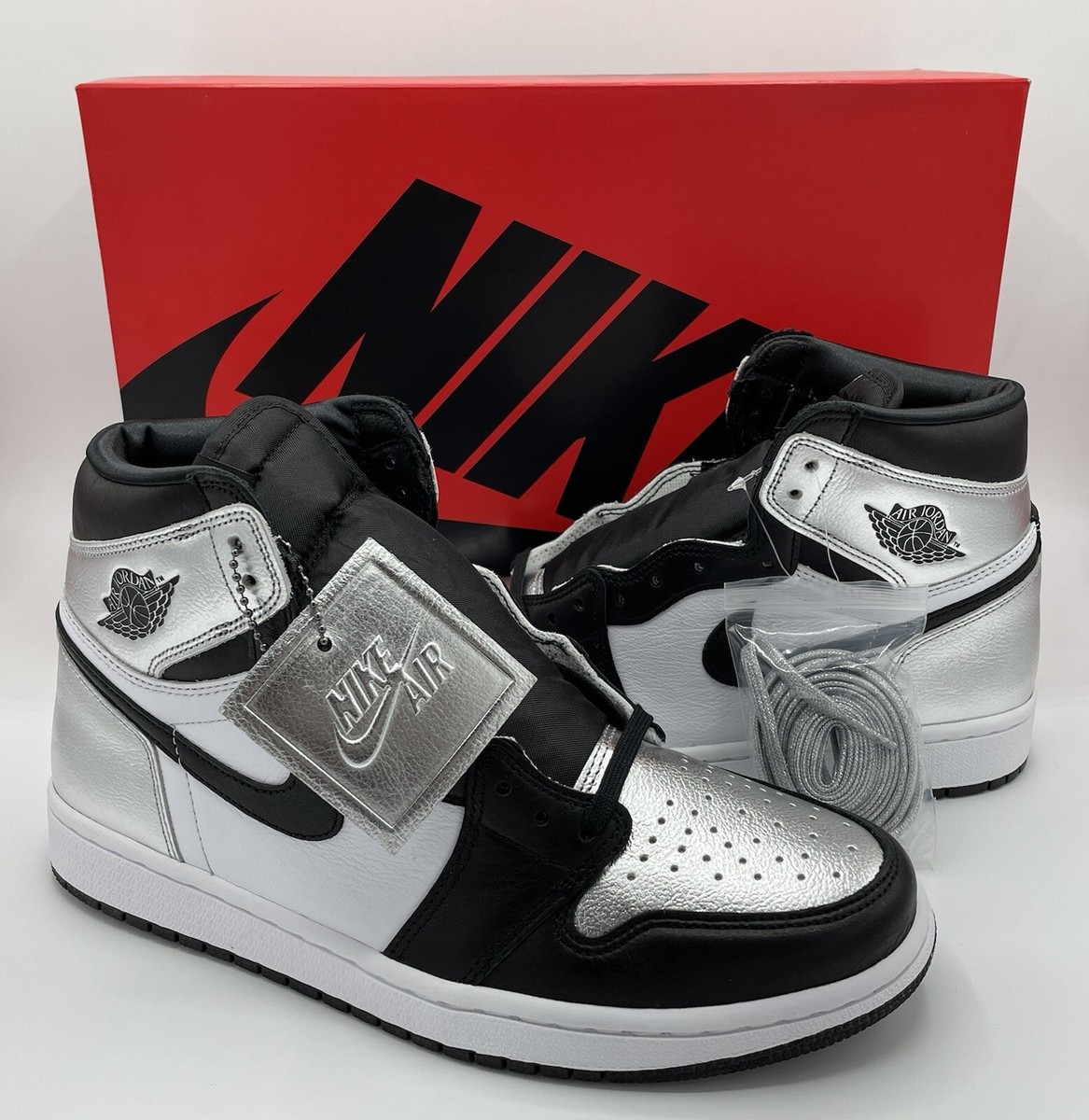 Air Jordan 1 Retro High Silver Toe Women's Size 11W / Men's Size