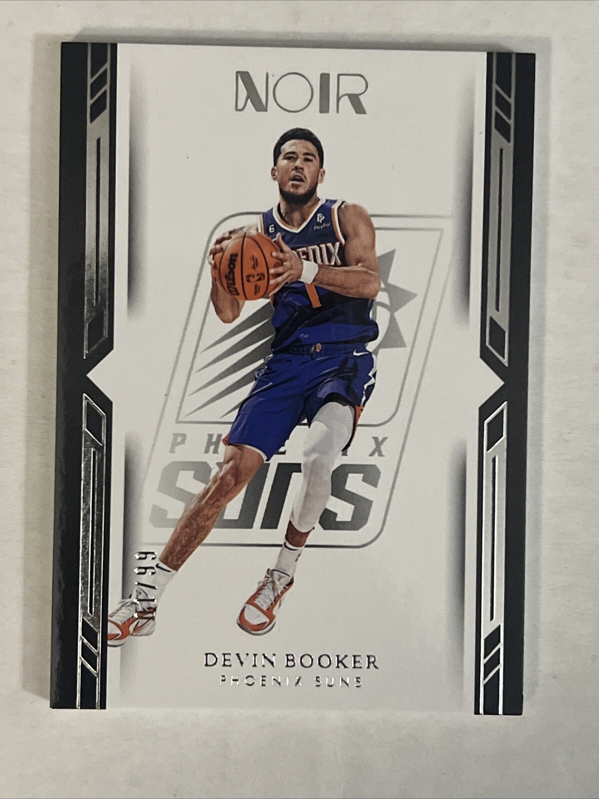 Devin Booker 2022-23 Panini Noir Icon Edition /99