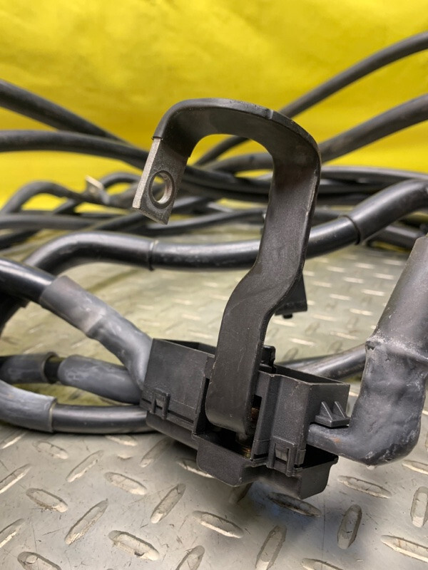 05 Bentley Continental  GT Positive Battery Cable Wire Harness OEM 3W0971349AE